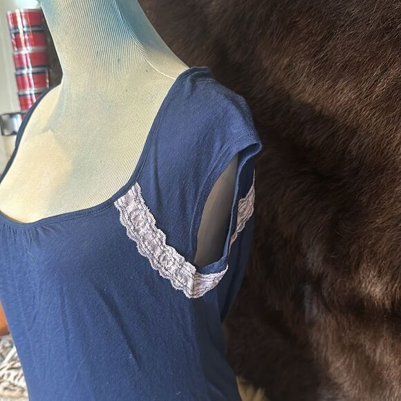 Guess top M (3950) - Picture 2 of 5